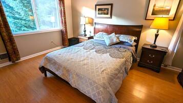 2 quartos, Wi-Fi de cortesia, roupa de cama