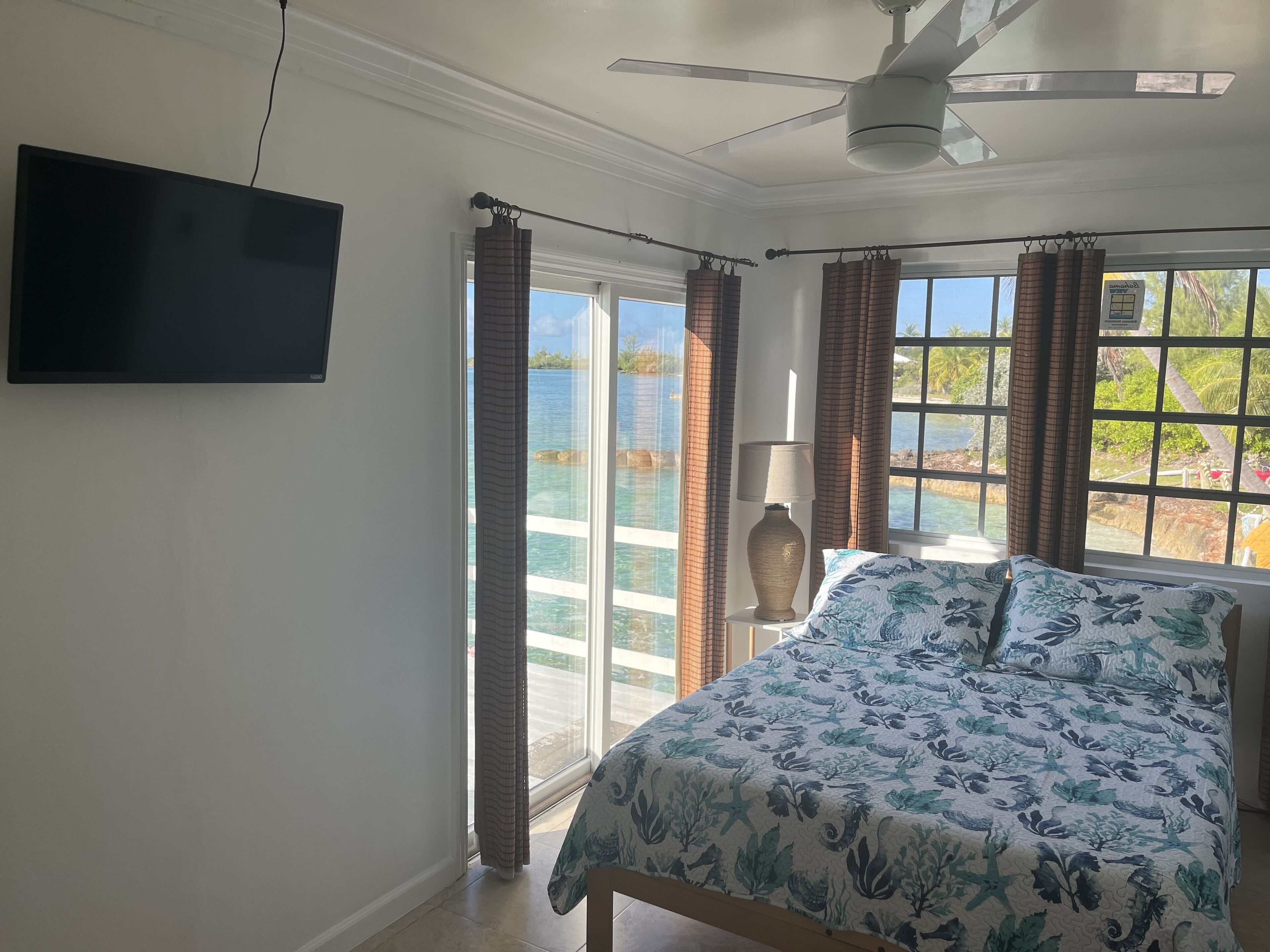 2 makuuhuonetta, silitysrauta/-lauta, Wi-Fi, vuodevaatteet