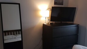 1 chambre, fer et planche Ă repasser, Wi-Fi, draps fournis