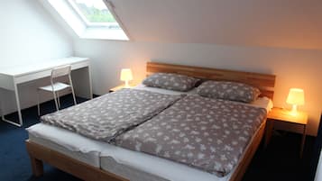 Deluxe House, Multiple Beds | 3 bedrooms, hypo-allergenic bedding, individually decorated