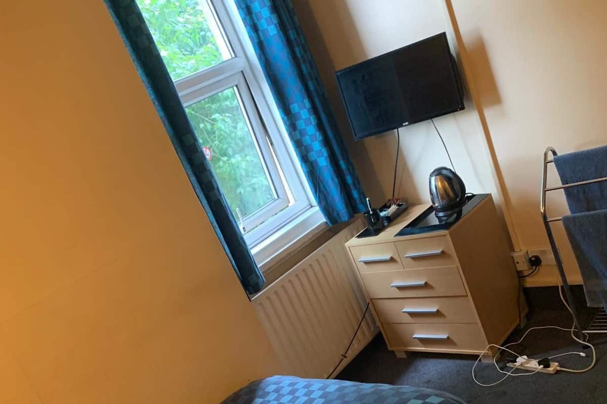 Twin Room, Shared Bathroom | Free WiFi, bed sheets