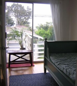 Interior - Ocean Views! Turnkey  Absolutely Charming N Laguna Beach House (Laguna Beach)