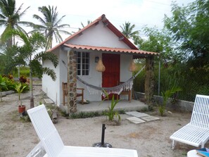 คอมฟอร์ทบังกะโล, ห้องน้ำส่วนตัว | มินิบาร์, Wi-Fi ฟรี, ผ้าปูที่นอน