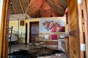 Panoramic Room, Kitchen, Lake View | Premium bedding, memory foam beds, minibar, in-room safe - Casa Miura (Ajijic)