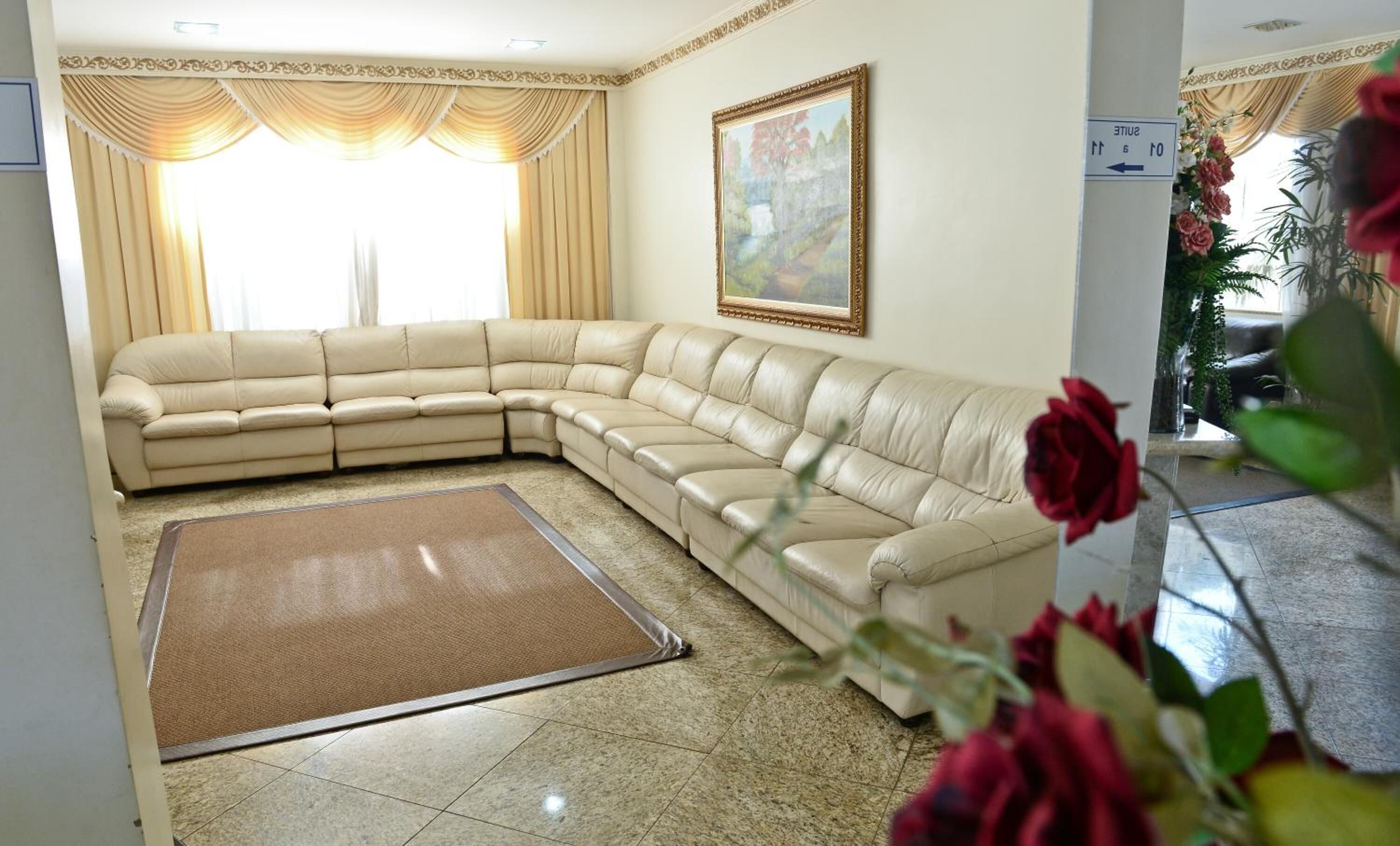 32-inch led tv with cable channels, tv