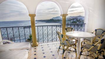 Appartement, 2 chambres, terrasse, vue mer | Vue sur la plage/l’océan