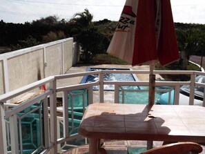 Balcony - Luxor Residence Guest House (Belle Mare)