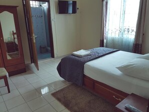 Standard Room, 1 Double Bed | Laptop workspace, iron/ironing board, bed sheets - Luxor Residence Guest House (Belle Mare)