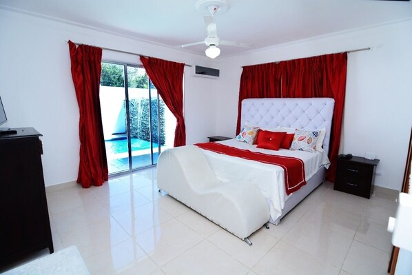 Exclusive House, 3 Bedrooms, Pool Access, Courtyard Area | 3 bedrooms, blackout drapes, iron/ironing board, free WiFi