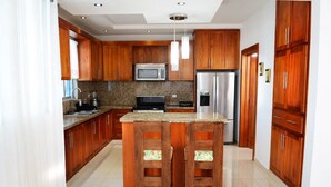 Exclusive House, 3 Bedrooms, Pool Access, Courtyard Area | Private kitchen - Modern House Pool AC WiFi (Santiago de los Caballeros)