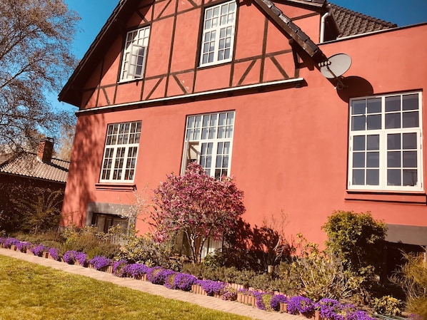 Fachada de la propiedad