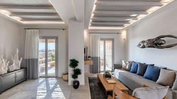 Luksusvilla, 4 soverom, sjøutsikt (M Three) | Oppholdsområde | Flatskjerm-TV, iPad, Netflix og DVD-spiller