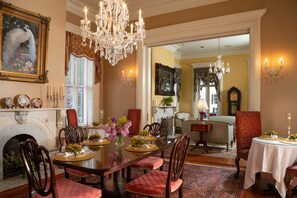 รวมอาหารเช้าสไตล์อังกฤษเต็มรูปแบบ ทุกวัน