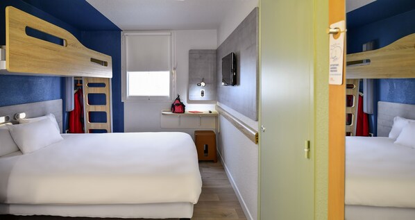 Desk, soundproofing, free WiFi, bed sheets - ibis budget Montpellier Sud Près d'Arènes (Montpellier)