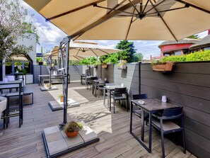 Breakfast and dinner served - ibis budget Montpellier Sud Près d'Arènes (Montpellier)