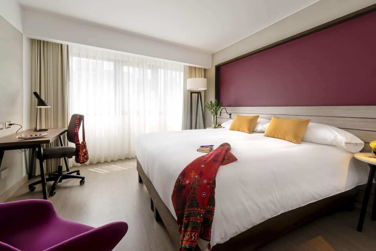 Superior Room, 1 Queen Bed