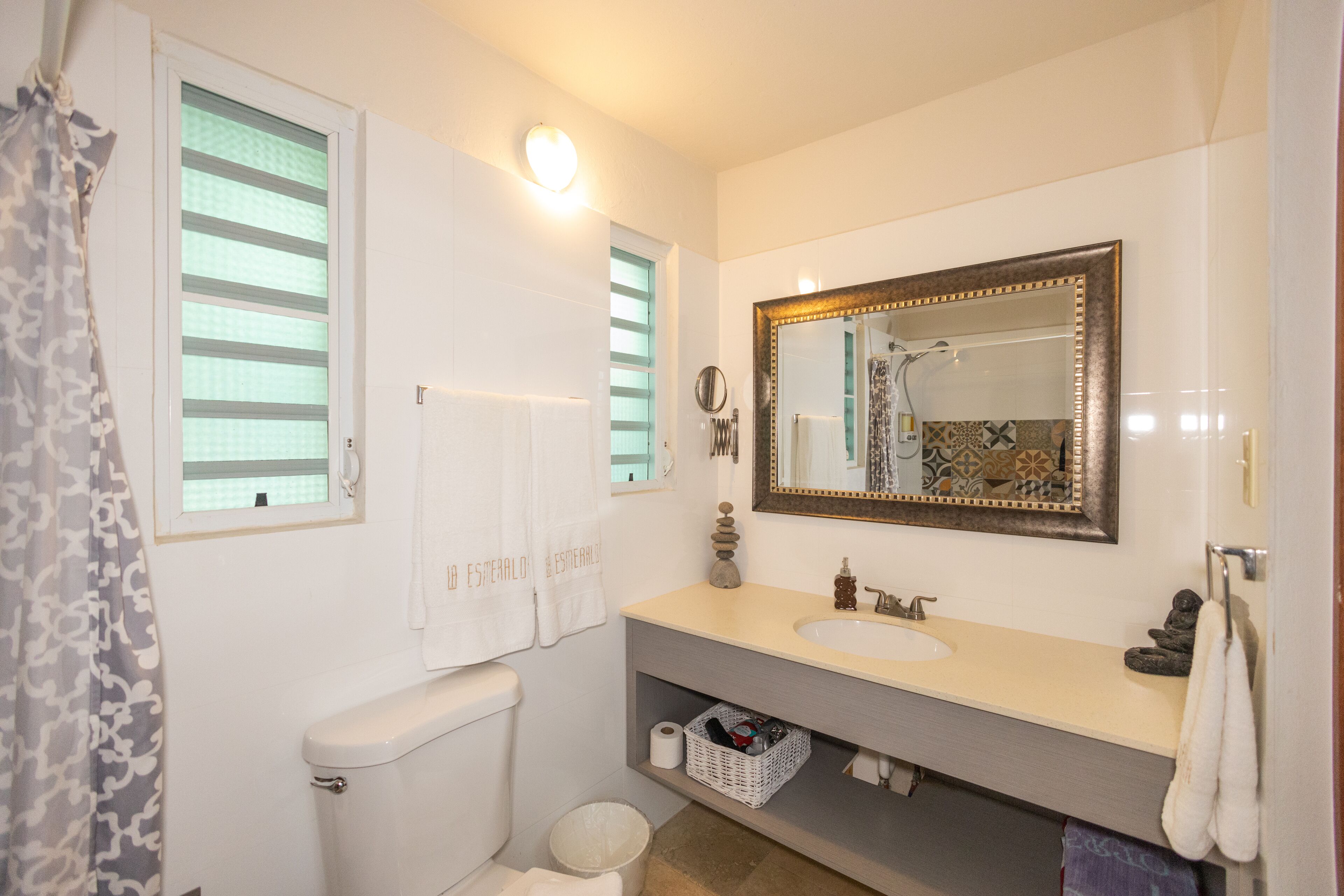 Foto - La Esmeralda PR