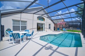 Villa, 4 Schlafzimmer | Außenpool