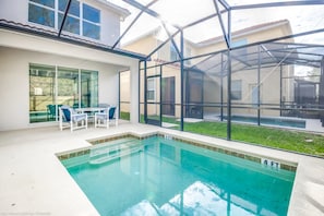 Villa, 5 chambres | Piscine couverte | Piscine extérieure