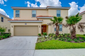 Villa, Multiple Beds | Front of property - Solterra - 6116 Broad Oak Drive (Davenport)