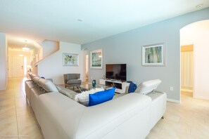 Villa, Multiple Beds | 9 bedrooms, free WiFi - Solterra - 6116 Broad Oak Drive (Davenport)