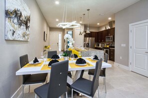 4 habitaciones, wifi gratis y ropa de cama