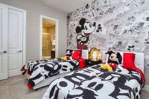 Townhome, 4 Bedrooms | Children’s theme room