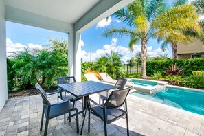 Villa, Plusieurs lits | Véranda