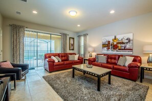 Villa, 6 habitaciones | Área de sala de estar