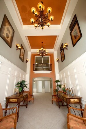 Condo, 2 Bedrooms | Hallway
