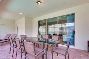 Villa - flere senge | Udendørs spisemuligheder