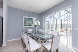 Villa, varias camas | Servicio a la habitación