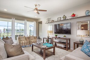 Villa - 5 sovrum | Vardagsrum