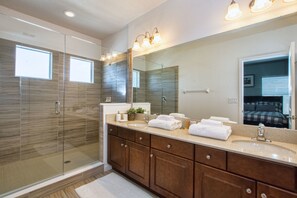 Villa, 5 habitaciones | Baño
