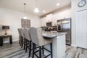 Townhome, 4 Bedrooms | Private kitchen