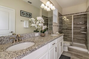 Villa, 5 Bedrooms | Bathroom