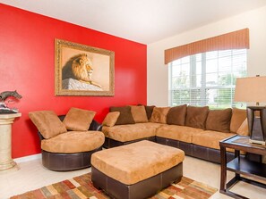 Villa, 6 habitaciones | Área de sala de estar