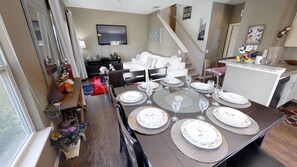 In-room dining - West Lucaya - 3208 Oyster Lane (Kissimmee)