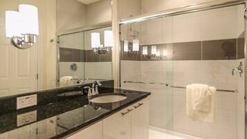 Townhome, 3 Bedrooms | Bathroom