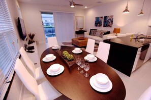 Townhome, 3 Bedrooms | In-room dining - Serenity - 17413 Serenidad Boulevard (Clermont)