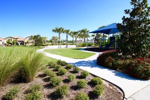 Townhome, 4 Bedrooms | Garden