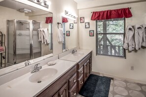 Casa, 2 habitaciones | Baño