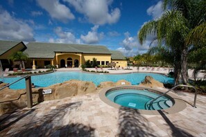 House, 6 Bedrooms | Outdoor pool