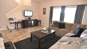 Unclassified image, 5 of 33, button - Regal Palms Resort & Spa at Highlands Reserve A (Davenport)