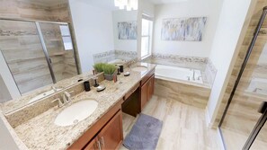 Maison, 6 chambres | Salle de bain