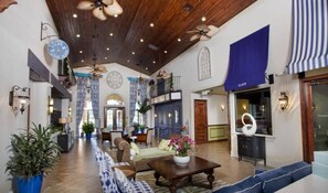 타운홈, 침실 4개 | 로비 좌석 공간