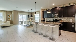 Villa, 6 Bedrooms | Private kitchen - Storey Lake - 4725 Sleepy Hollow Drive (Kissimmee)