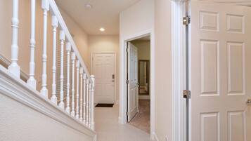 Townhome, 3 Bedrooms | Hallway