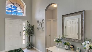 Rumah, 4 kamar tidur | Interior