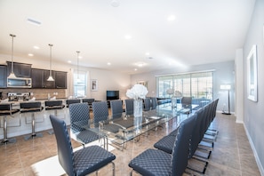 Villa, varias camas | Cocina privada